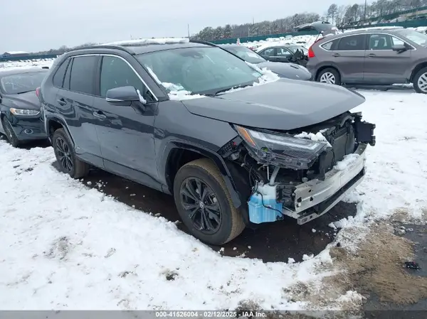 2T3T6RFV9NW031740 2022 TOYOTA RAV 4 - Image 1