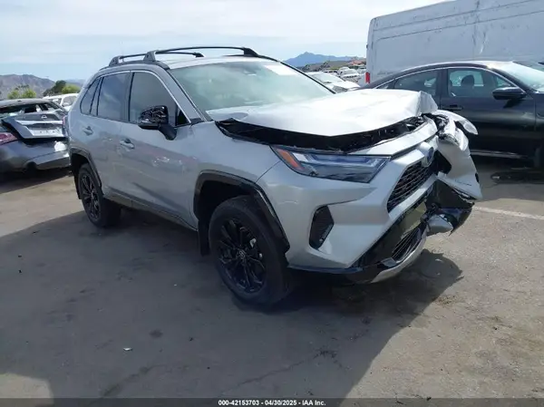 2T3T6RFV9RW050861 2024 TOYOTA RAV 4 - Image 1