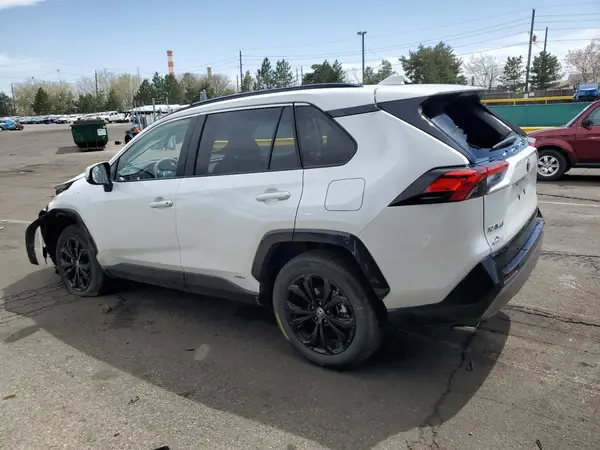 2T3T6RFV9RW057454 2024 TOYOTA RAV 4 - Image 2