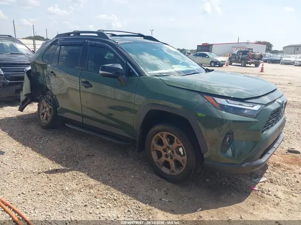 2T3UWRFV2RW230610 2024 TOYOTA RAV 4 - Image 1