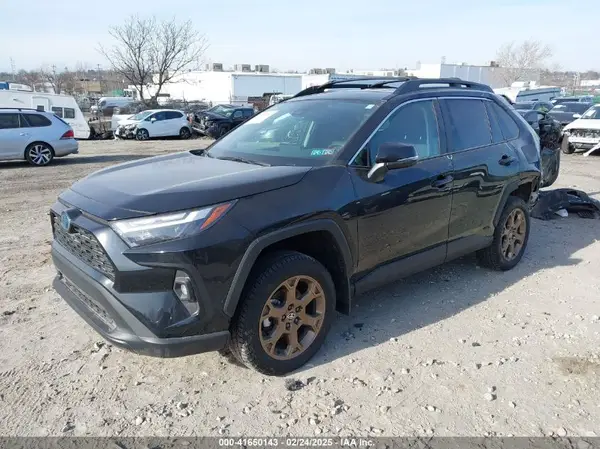 2T3UWRFV3RW210950 2024 TOYOTA RAV 4 - Image 2