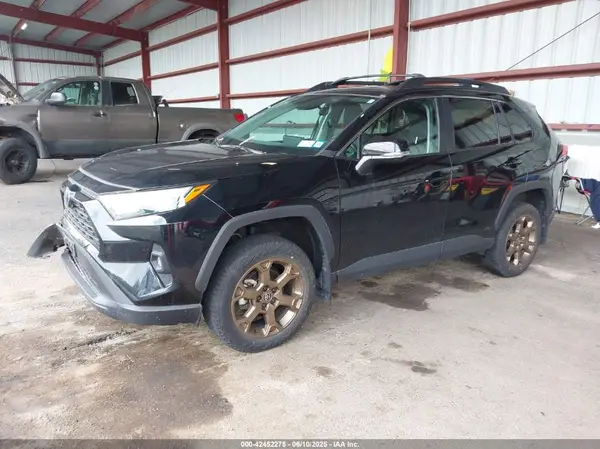 2T3UWRFV4PW174201 2023 TOYOTA RAV 4 - Image 2
