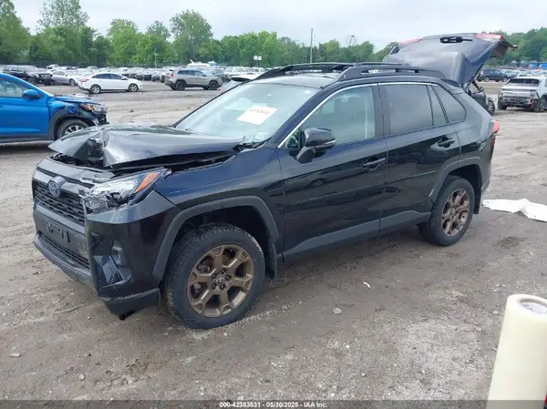 2T3UWRFV7PW163872 2023 TOYOTA RAV 4 - Image 2