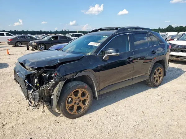 2T3UWRFV7RW200440 2024 TOYOTA RAV 4 - Image 1