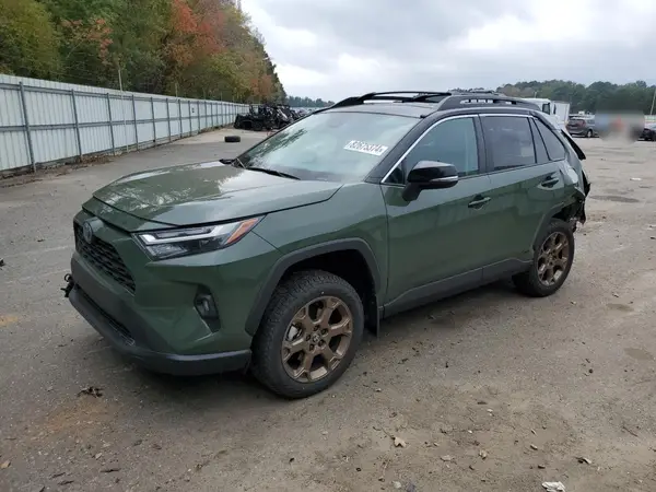 2T3UWRFVXRW230435 2024 TOYOTA RAV 4 - Image 1