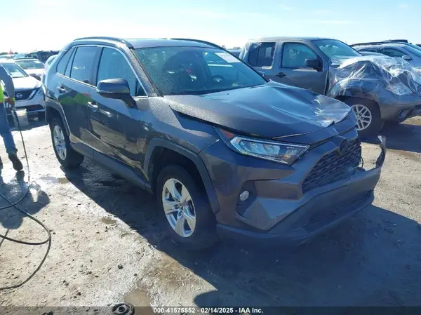 2T3W1RFV0KW015434 2019 TOYOTA RAV 4 - Image 1