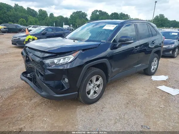 2T3W1RFV0LC063518 2020 TOYOTA RAV 4 - Image 2