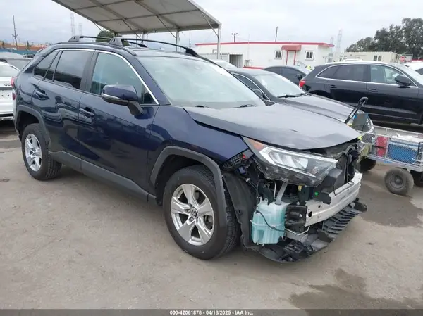 2T3W1RFV0LW074520 2020 TOYOTA RAV 4 - Image 1