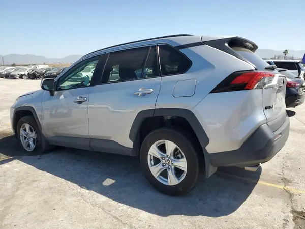 2T3W1RFV0MC155035 2021 TOYOTA RAV 4 - Image 2