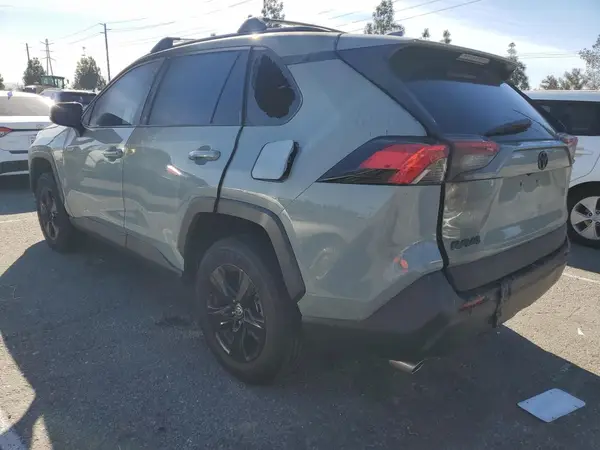 2T3W1RFV0MW139139 2021 TOYOTA RAV 4 - Image 2