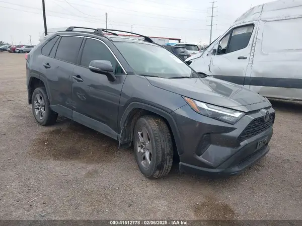 2T3W1RFV0NC189235 2022 TOYOTA RAV 4 - Image 1