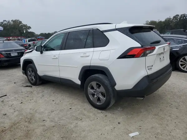 2T3W1RFV0NW192747 2022 TOYOTA RAV 4 - Image 2
