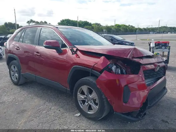 2T3W1RFV0NW232535 2022 TOYOTA RAV 4 - Image 1