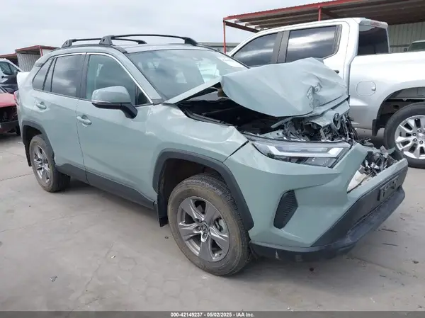2T3W1RFV0PW292575 2023 TOYOTA RAV 4 - Image 1