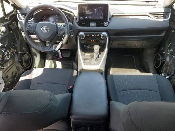 2T3W1RFV0RC302056 2024 TOYOTA RAV 4 - Image 8