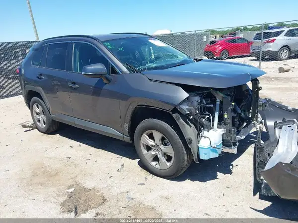 2T3W1RFV0RW323052 2024 TOYOTA RAV 4 - Image 1