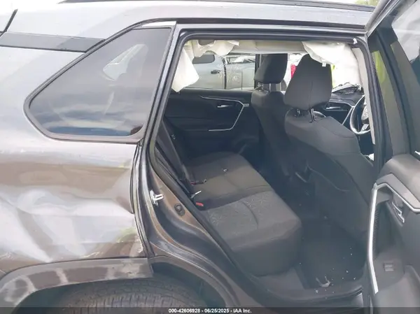 2T3W1RFV0SC321681 2025 TOYOTA RAV 4 - Image 8
