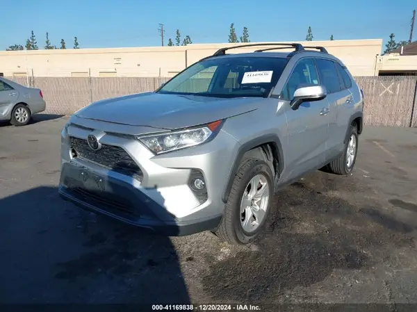 2T3W1RFV1KW023624 2019 TOYOTA RAV 4 - Image 2