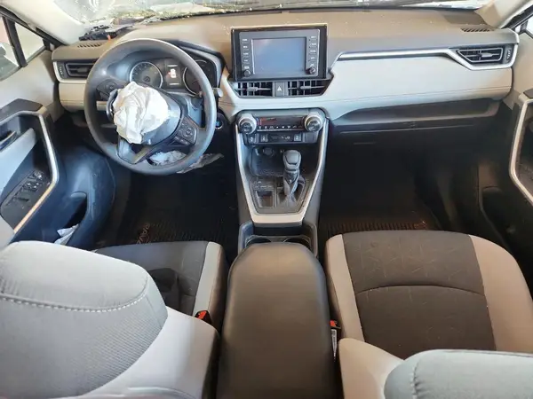 2019 TOYOTA RAV 4 auction photo 8