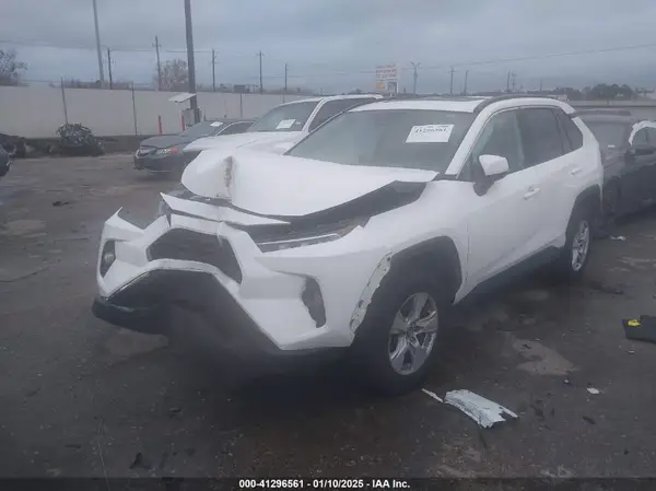 2T3W1RFV1KW050712 2019 TOYOTA RAV 4 - Image 2