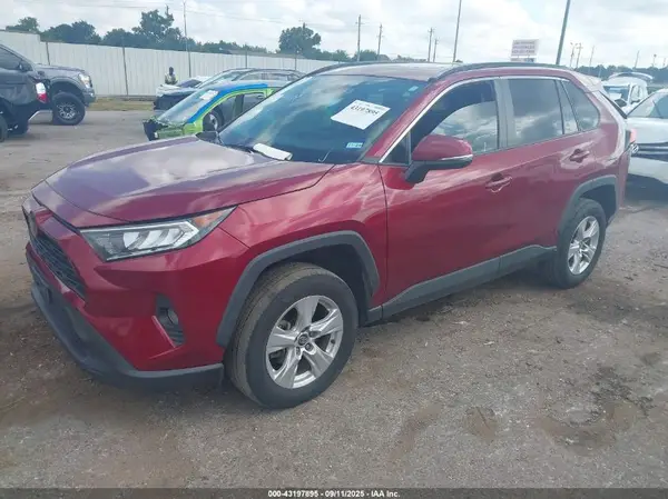 2020 TOYOTA RAV 4 IAAI lot 43197895 auction photo 2