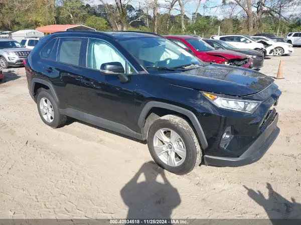 2T3W1RFV1MC102070 2021 TOYOTA RAV 4 - Image 1