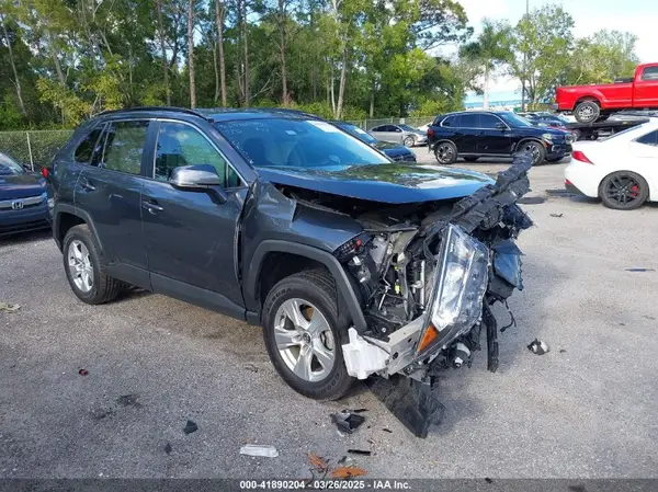 2T3W1RFV1MC105518 2021 TOYOTA RAV 4 - Image 1