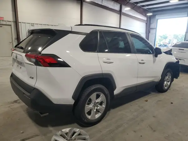 2T3W1RFV1MC112159 2021 TOYOTA RAV 4 - Image 1
