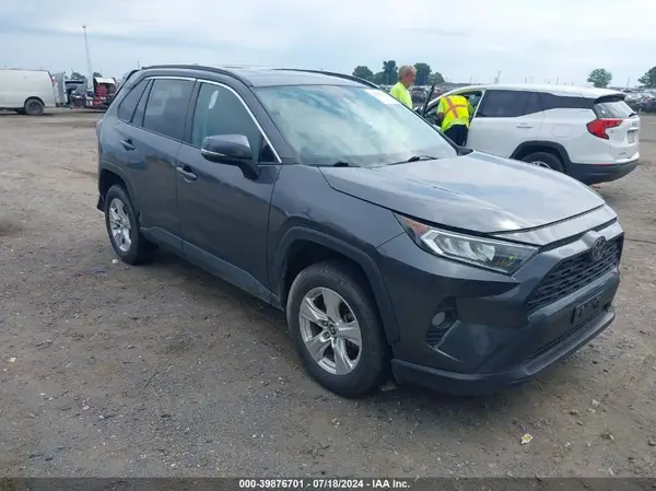 2T3W1RFV1MW112872 2021 TOYOTA RAV 4 - Image 1