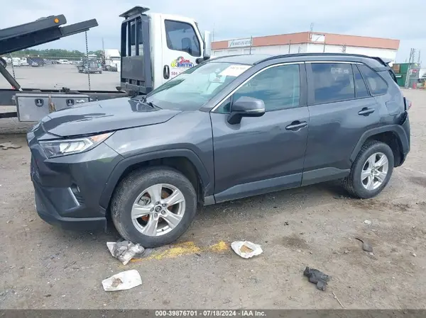 2T3W1RFV1MW112872 2021 TOYOTA RAV 4 - Image 2