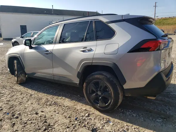 2T3W1RFV1MW114590 2021 TOYOTA RAV 4 - Image 2