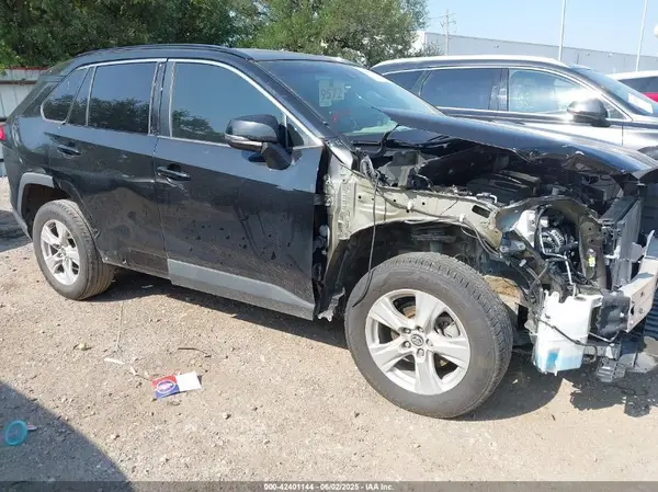 2T3W1RFV1MW124729 2021 TOYOTA RAV 4 - Image 1