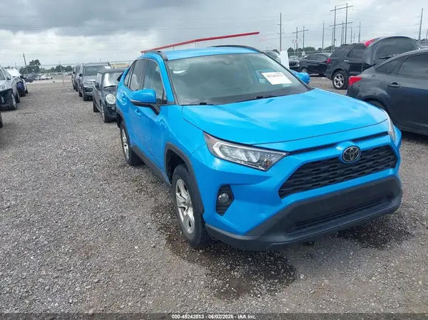 2T3W1RFV1MW126917 2021 TOYOTA RAV 4 - Image 1