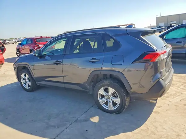 2T3W1RFV1MW137514 2021 TOYOTA RAV 4 - Image 2