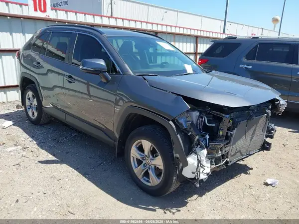 2T3W1RFV1NC193620 2022 TOYOTA RAV 4 - Image 1
