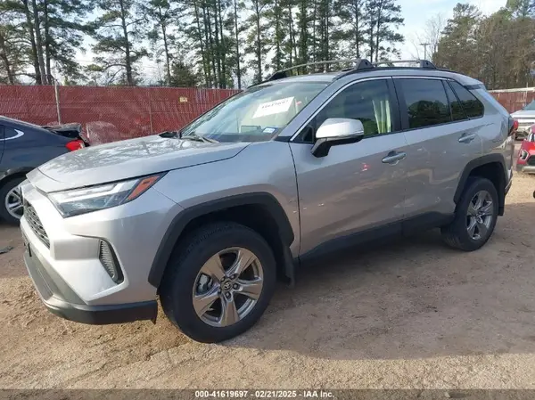 2T3W1RFV1PC247145 2023 TOYOTA RAV 4 - Image 2