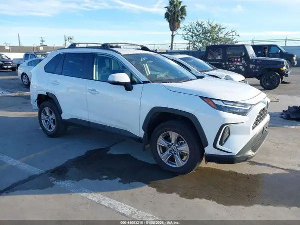 2T3W1RFV1PW269256 2023 TOYOTA RAV 4 - Image 1