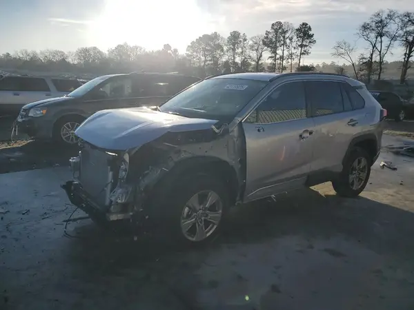 2T3W1RFV1RC260643 2024 TOYOTA RAV 4 - Image 1