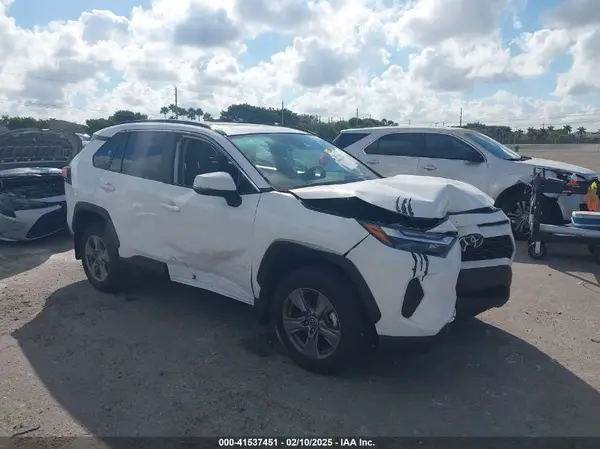 2T3W1RFV1RC265017 2024 TOYOTA RAV 4 - Image 1