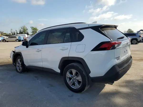 2T3W1RFV1RC268158 2024 TOYOTA RAV 4 - Image 2