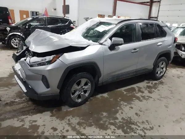 2T3W1RFV1RC273778 2024 TOYOTA RAV 4 - Image 2