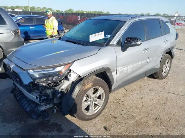 2T3W1RFV1RW313470 2024 TOYOTA RAV 4 - Image 2