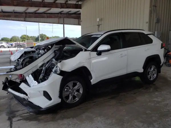 2T3W1RFV1RW331371 2024 TOYOTA RAV 4 - Image 1