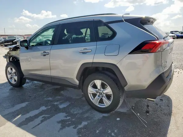 2T3W1RFV2KC015887 2019 TOYOTA RAV 4 - Image 2