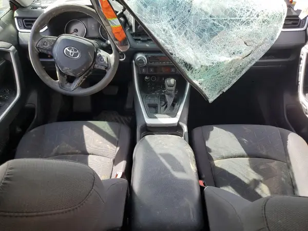 2T3W1RFV2KW009070 2019 TOYOTA RAV 4 - Image 8