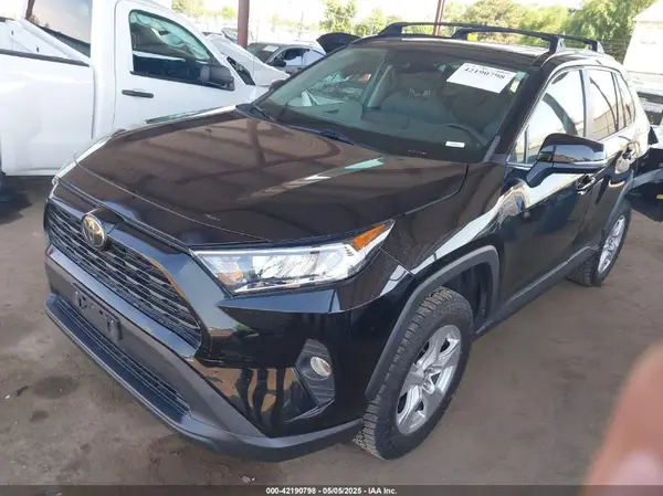 2T3W1RFV2LW096129 2020 TOYOTA RAV 4 - Image 2