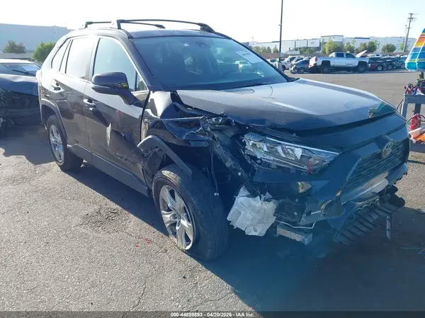 2T3W1RFV2MC108928 2021 TOYOTA RAV 4 - Image 1