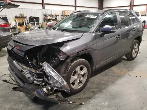 2T3W1RFV2MC136678 2021 TOYOTA RAV 4 - Image 1