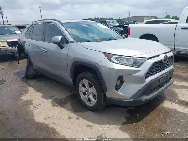 2T3W1RFV2MC151021 2021 TOYOTA RAV 4 - Image 1