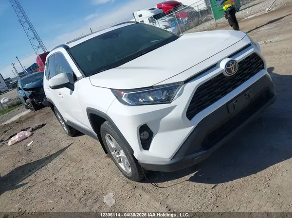 2T3W1RFV2MC166408 2021 TOYOTA RAV 4 - Image 1